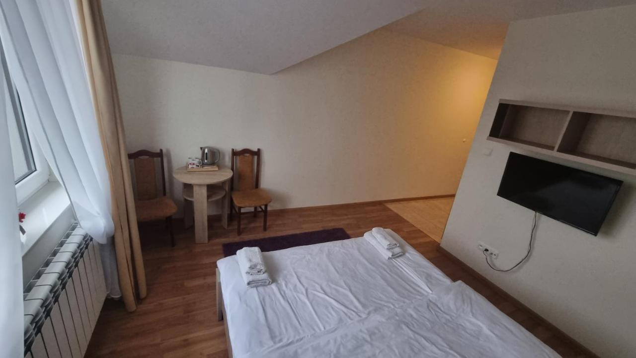 Hotel Monika Maków Mazowiecki Dış mekan fotoğraf