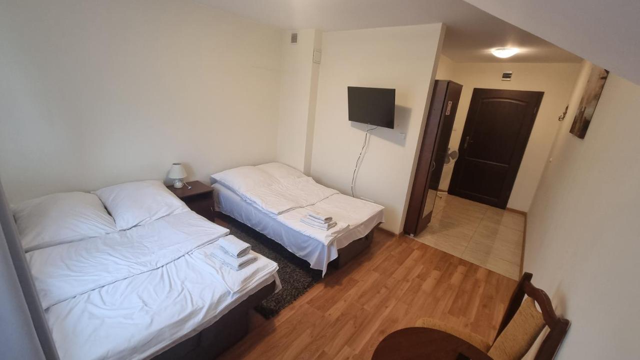 Hotel Monika Maków Mazowiecki Dış mekan fotoğraf
